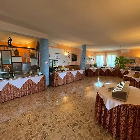 Panoramica 3* باردولينو